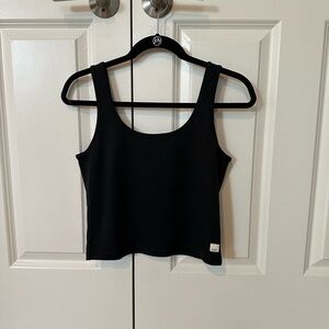 Vuori crop tank top